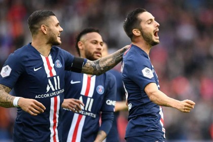 法甲队报周四特刊：巴黎圣日耳曼16人登月薪榜前30，马赛紧随其后