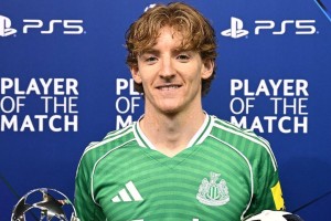 曝曼联考察两英超飞翼，纽卡国脚及狼队小妖！若进欧冠夏窗买5人